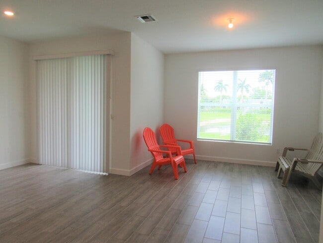 Building Photo - 4332 Pond Lily Ln