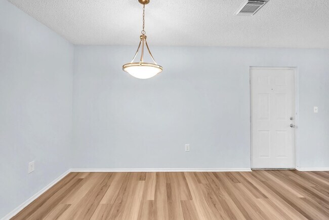 Building Photo - 6889 NW 173rd Dr