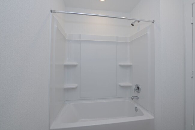 Building Photo - 40618 Balsam Run Ln
