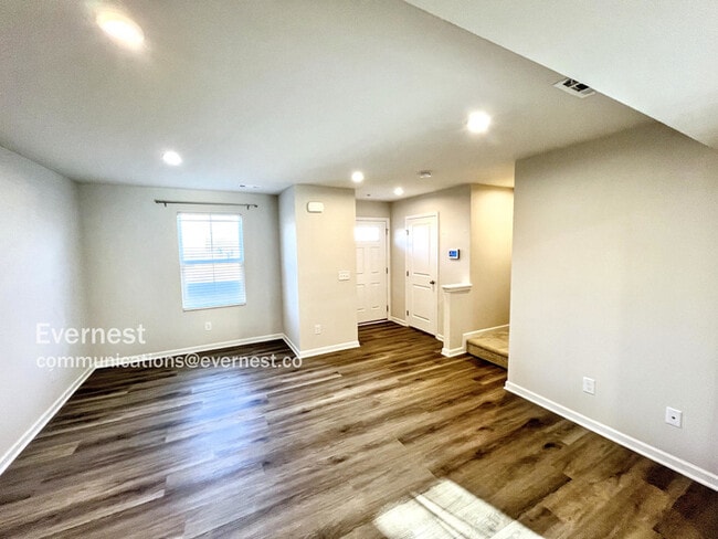 Building Photo - 2757 Thornton Grove Blvd