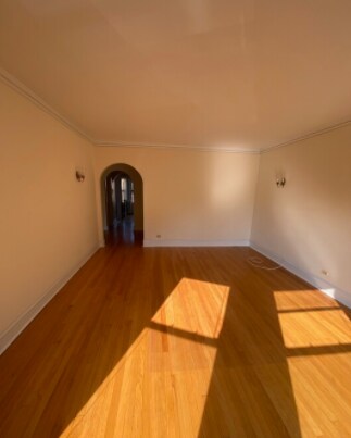 Building Photo - 1501 W Chase Ave