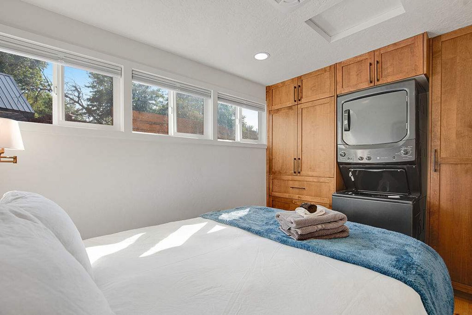 Building Photo - 820 N 25th St