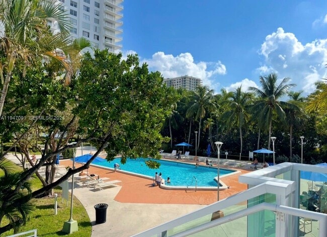 Building Photo - 2851 NE 183rd St