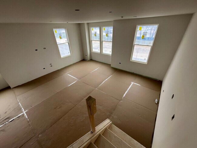 Building Photo - 2635 Lohan Way