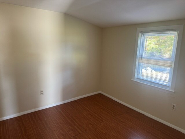 Building Photo - 842 State Rd