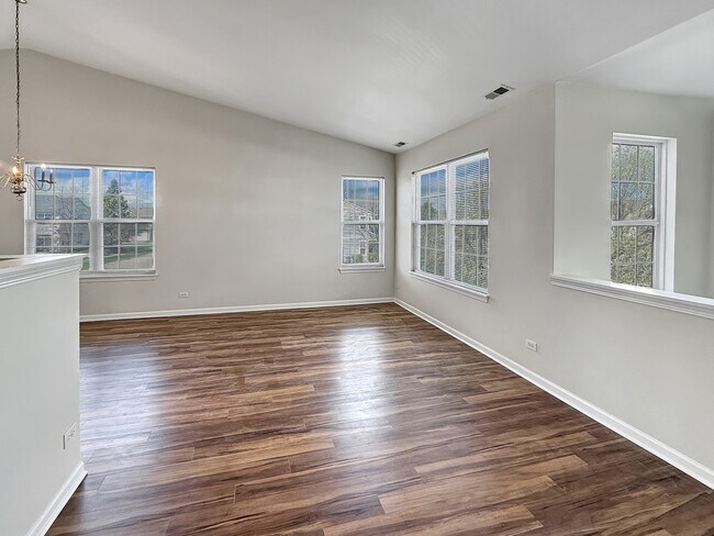 Building Photo - 3078 Falling Waters Ln