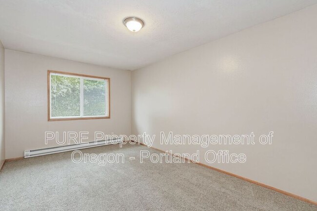 Building Photo - 1313 SE 130th Ave