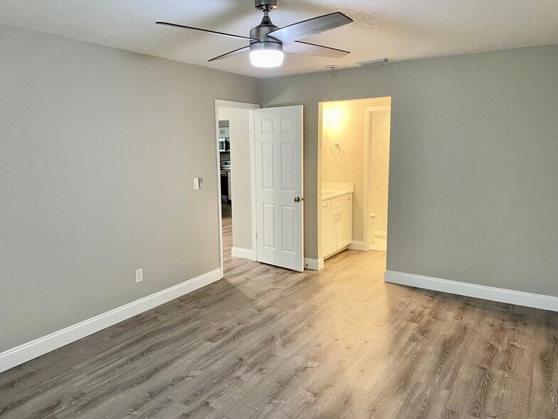 Building Photo - 56 Wildwood Trl