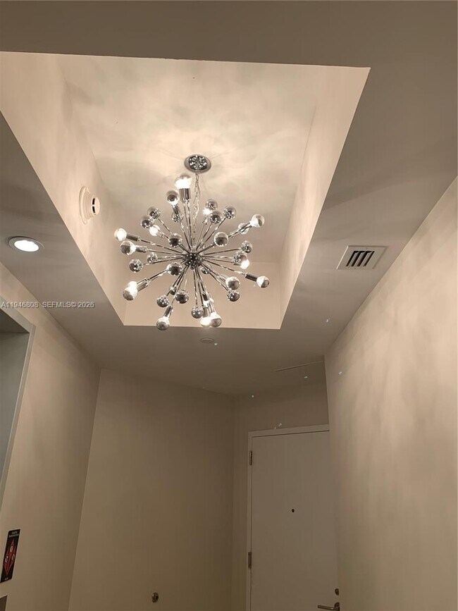 Building Photo - 851 NE 1st Ave