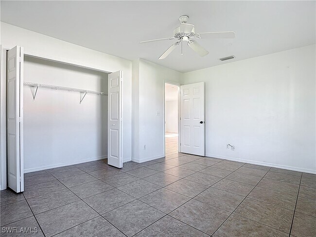 Building Photo - 1107 Cape Coral Pkwy W