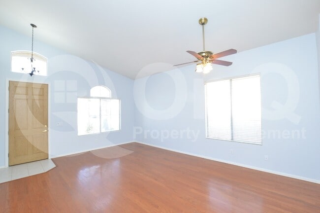 Building Photo - 5463 W Venus Way