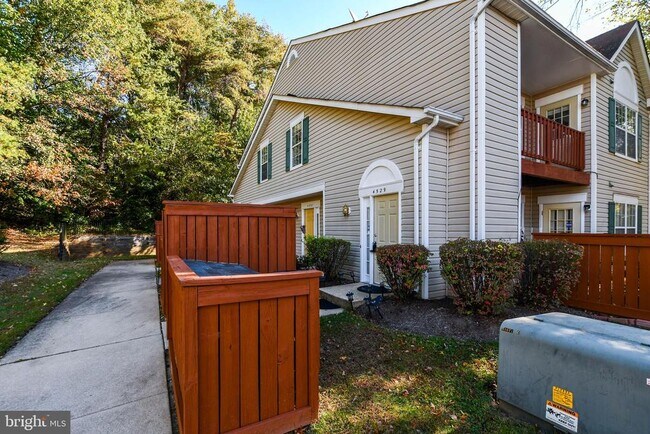 Building Photo - 4529 Running Deer Way