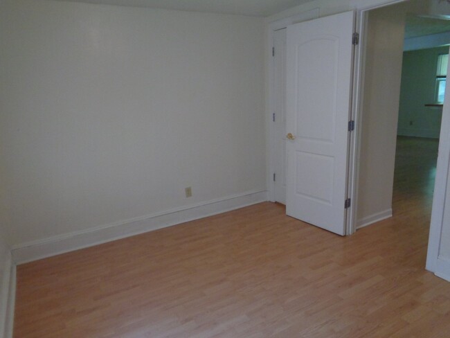 Building Photo - 254 Rogers Dr