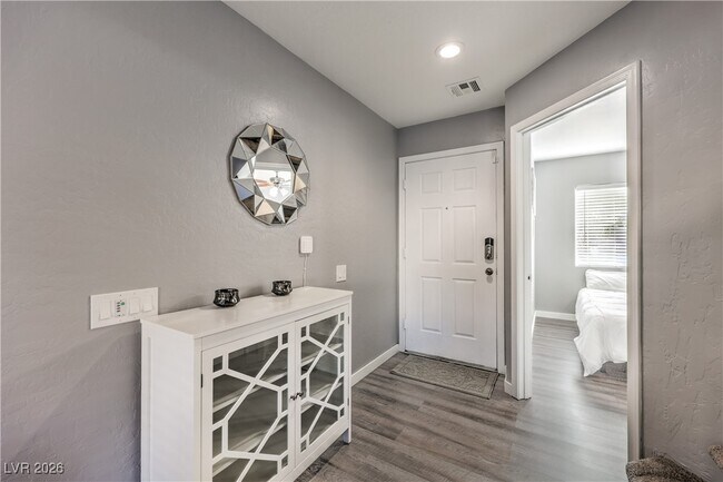 Building Photo - 9062 Mackanos Ave