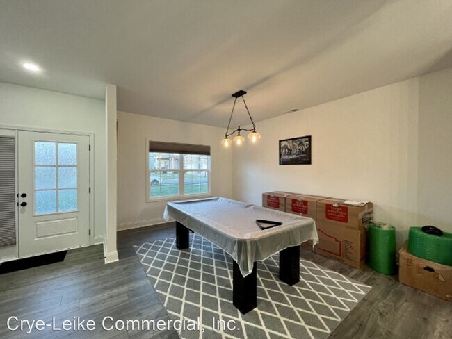 Building Photo - 3 br, 2.5 bath House - 520 Dexter Dr