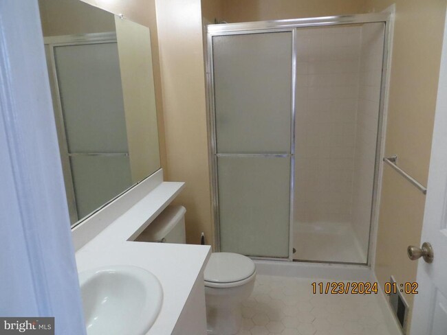 Building Photo - 19 Joyner Ct