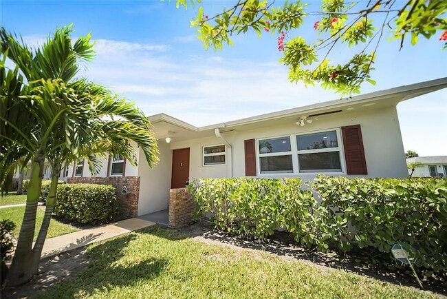 Building Photo - 2725 Emory Dr W