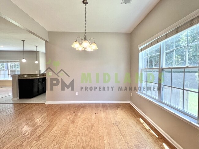 Building Photo - 464 Edenhall Dr