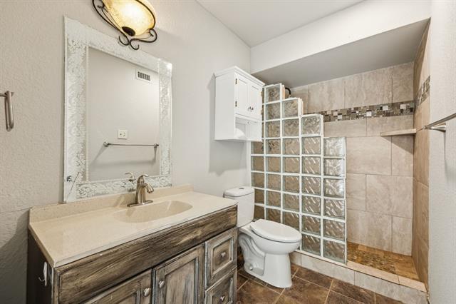 Building Photo - 4659 Country Creek Dr