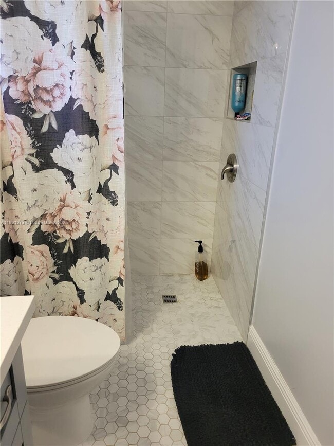 Building Photo - 1020 NW 88th Ave