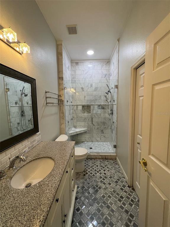 Building Photo - 3342 Covered Bridge Dr W