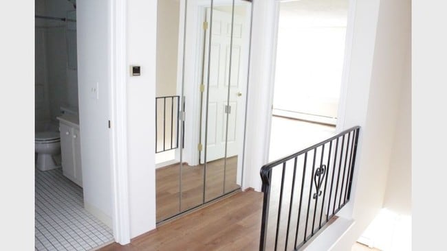 Building Photo - New Meadows