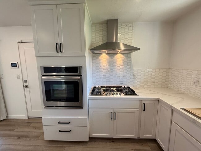 Building Photo - Updated 3-bedroom single story in Oakdale!