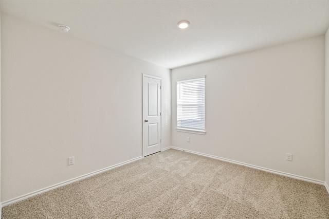 Building Photo - 3933 Limestone Blf Dr