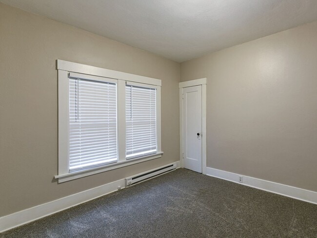 Building Photo - Beautifully Remodeled 2 Bedroom Craftsman Home near Downtown Auburn