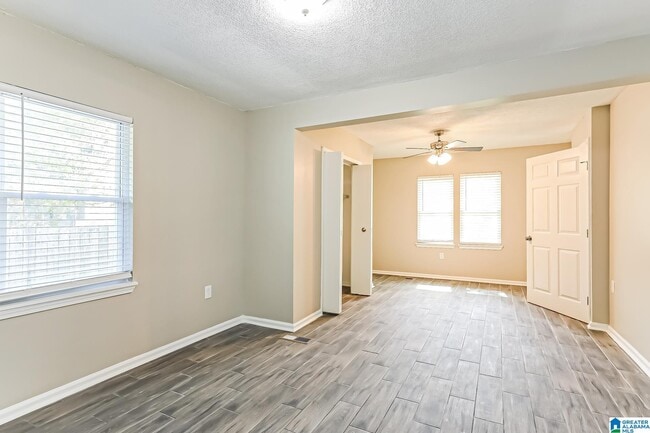 Building Photo - 2109 Mississippi Ave
