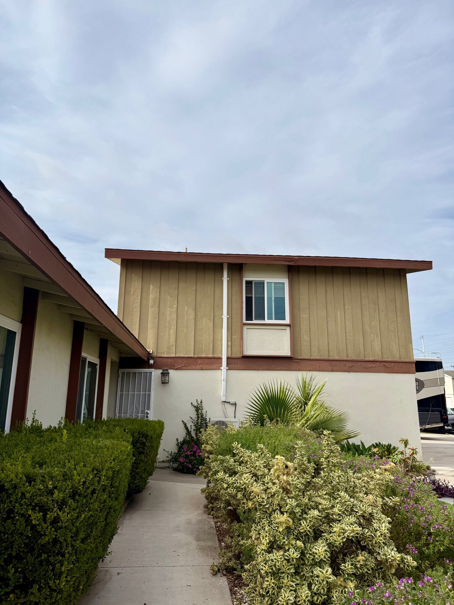 Building Photo - 17201 Santa Rita St
