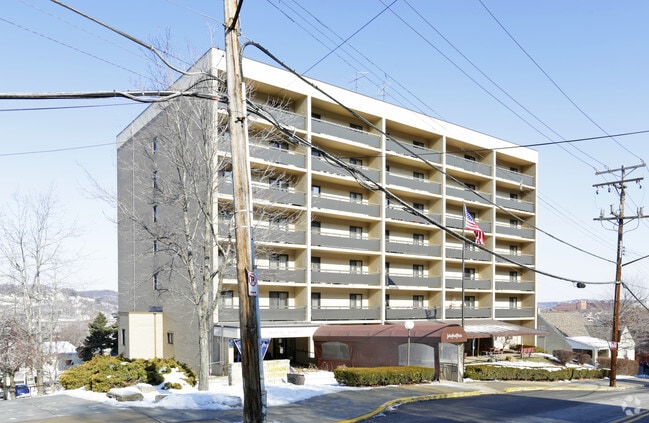 Primary Photo - John Paul Plaza