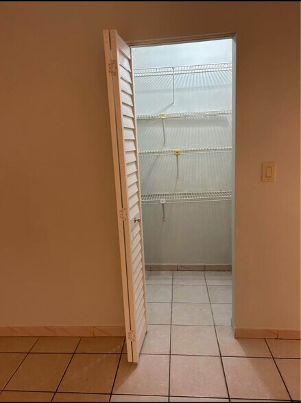 Living closet - 495 W Park Dr
