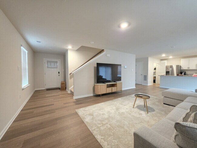 Building Photo - 1120 Wintermead Lp