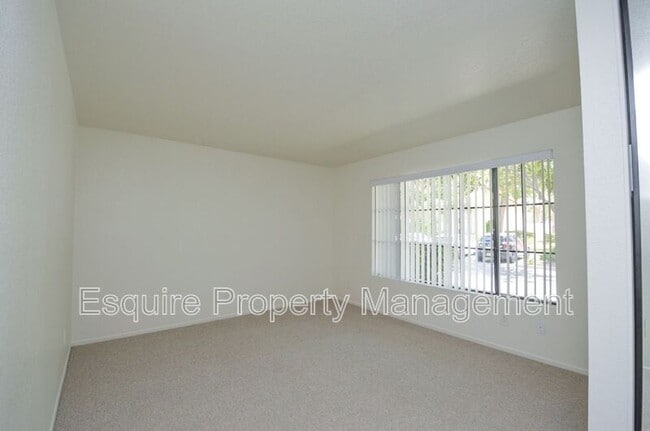 Building Photo - 5703 Recodo Way