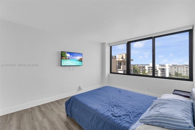 Building Photo - 3589 S Ocean Blvd