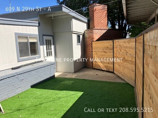 Building Photo - 609 N 29th St