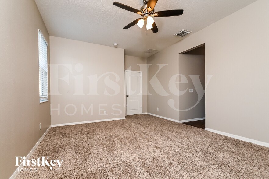 Building Photo - 8907 Sandy Plains Dr