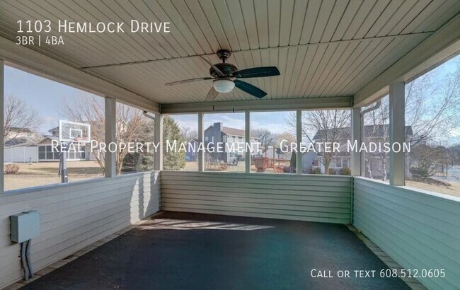 Building Photo - 1103 Hemlock Dr