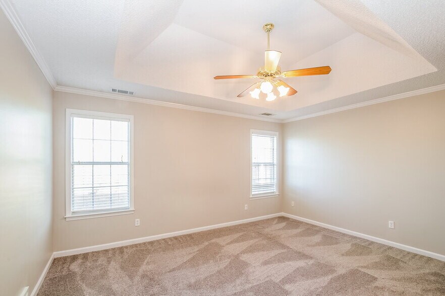 Building Photo - 3143 Woodland Pine Dr