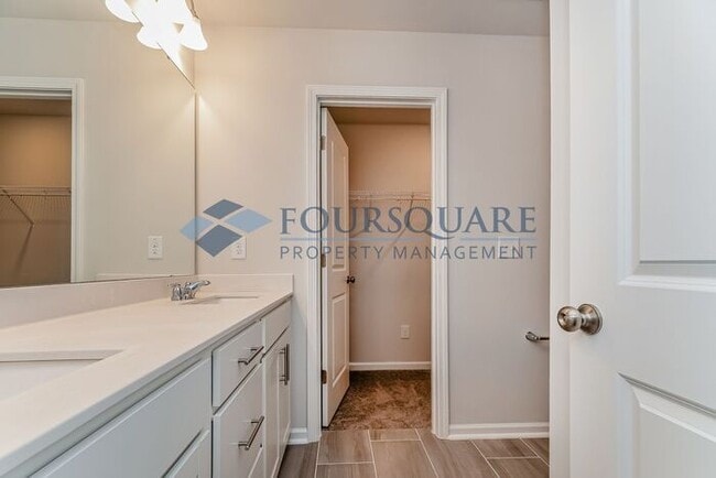 Building Photo - Modern 3-BR / 3.5/4-BA Townhome – New Construction in Apex (Carolina Springs)