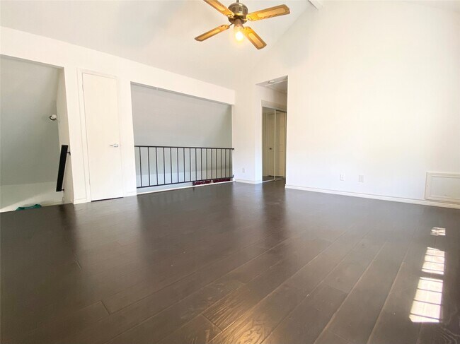 Building Photo - 1823 Mandrill Ln