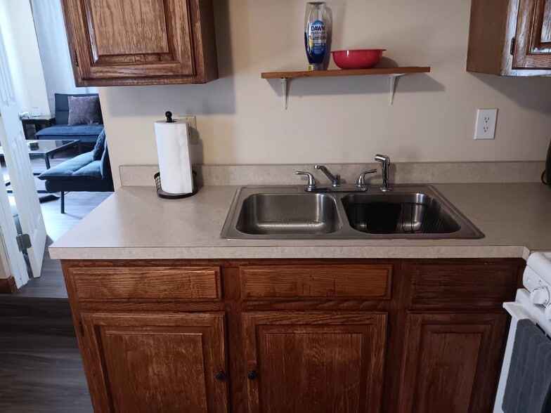 Building Photo - 700 W Dominick St