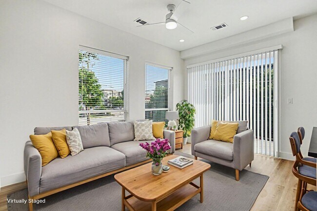 Building Photo - Be the first to live in Unit 203 at 2217 Fitzhugh—a brand-new 2026 construction offering 628 sq f...