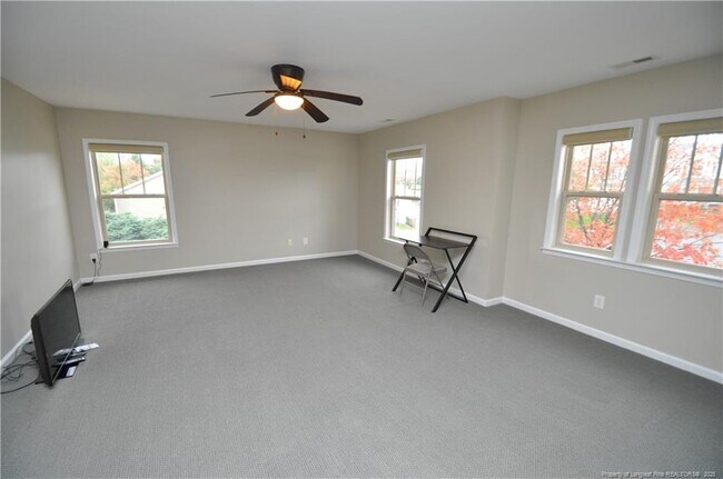 Building Photo - 300 Lime Creek Ct