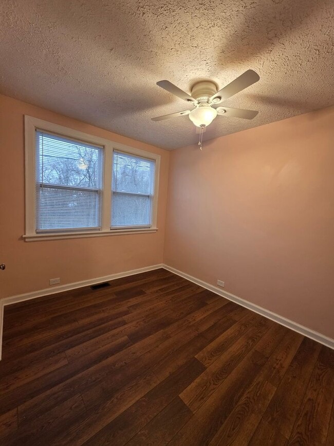 Building Photo - 116 Sixth Avenue