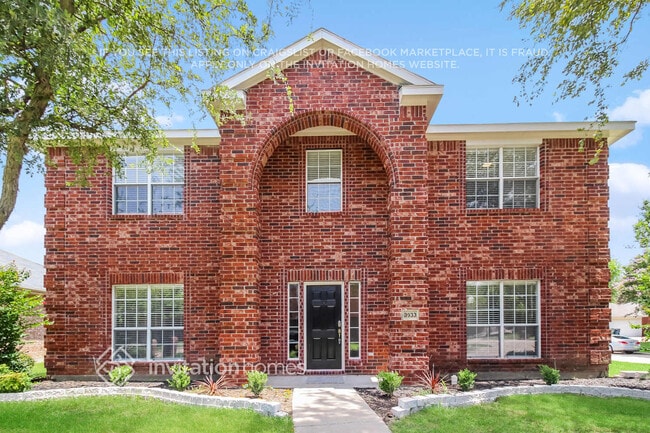 Building Photo - 3933 Pinetree Dr