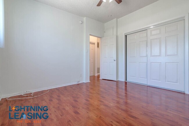 Building Photo - 1321 N Harvard Blvd