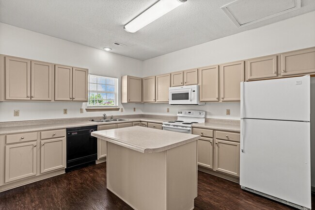 Building Photo - 3258 Wind River Cir