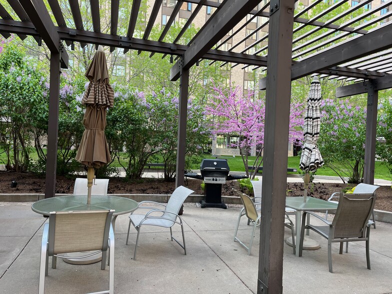 One grill and hangout area - 19 S 1st St